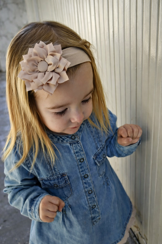 Felpa Ancha con Flor