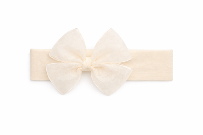 Felpa Ancha con Lazo Mariposa de organza – Artesanal y Elegante